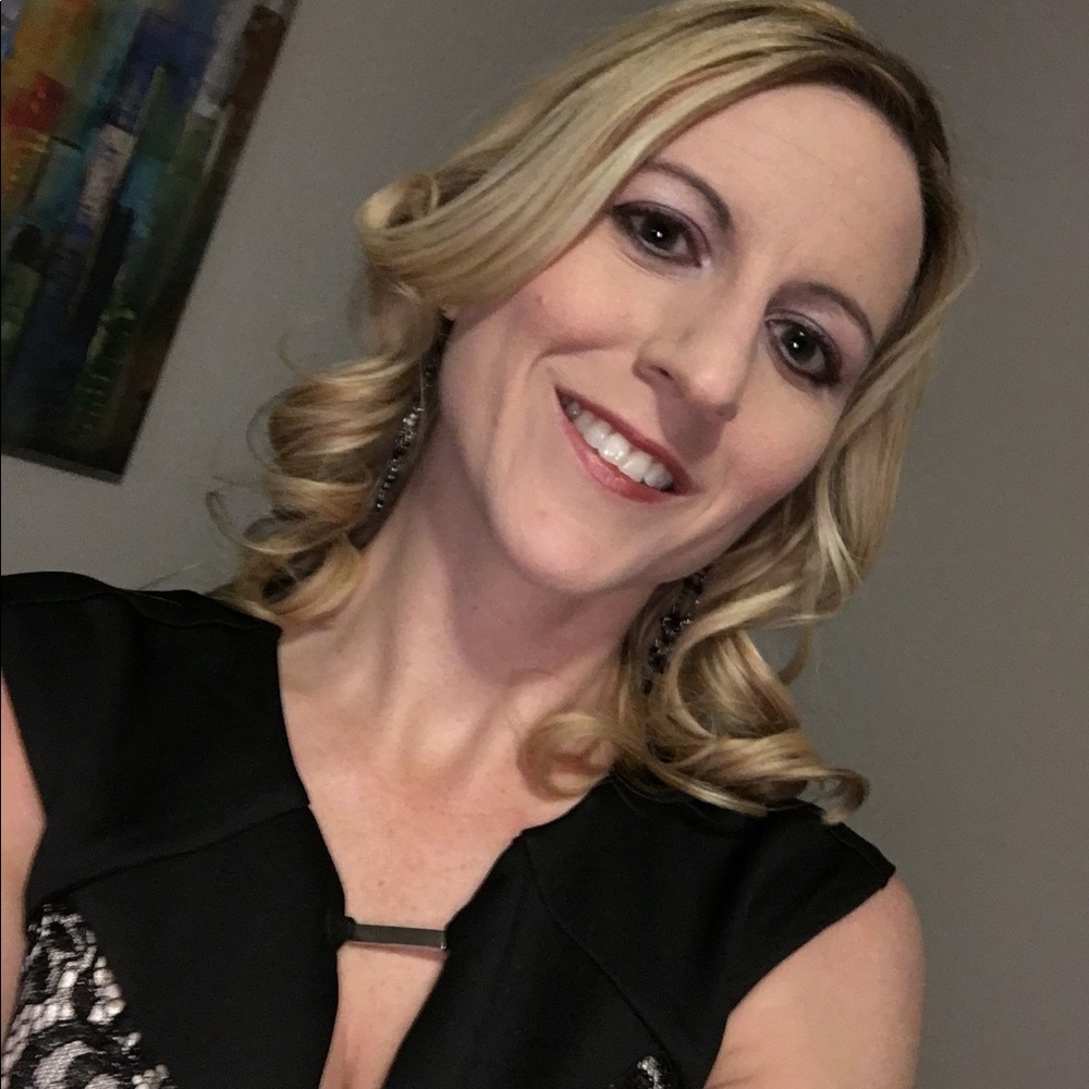 Meet your Posher, Tonia